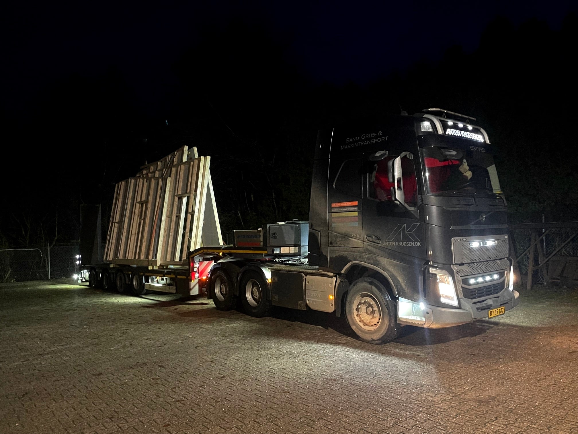Særtransport og flytning af vægkassetter